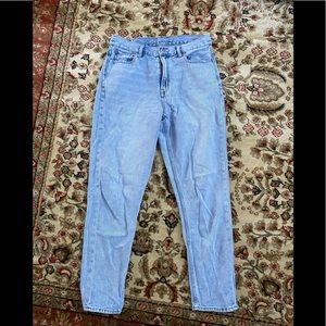 American Eagle Mom Jeans
